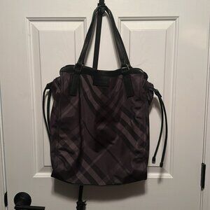 Burberry Buckleigh tote